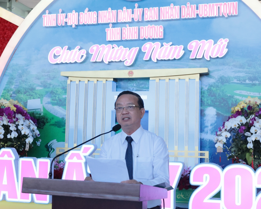 Cong dong nguoi hoa TP.TDM chuc Tet 2025-7.JPG