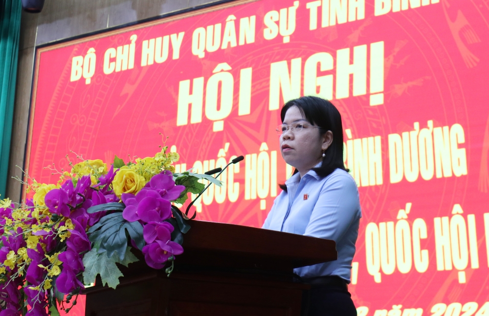 Doan Dai bieu Quoc hoi tinh tiep xuc cu tri-5.jpg