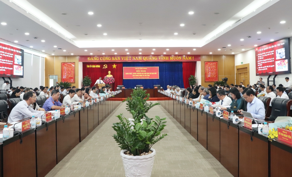 Hoi nghi quan triet cac VB cua Trung uong va Tinh uy-1.JPG